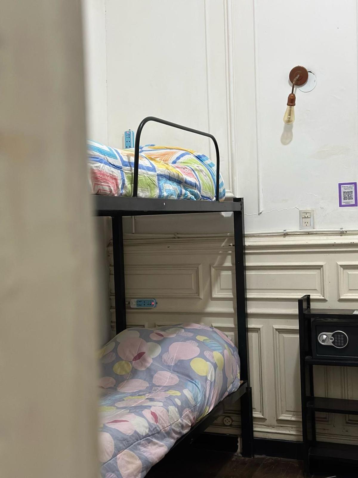 Ideal Social Hostel Buenos Aires Exterior photo